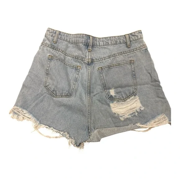 MISGUIDED Distressed Denim Women Shorts - Picture 2 of 3